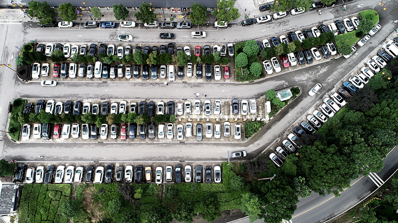 免費停車！大連游客為黃龍洞景區(qū)停車場點贊